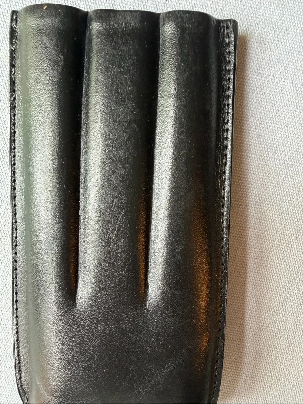 Black Leather 3-Slot Cigar Case Pouch
